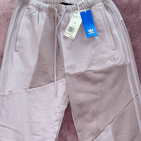 🎀New Adidas Sweatpants🎀 - Picture 2 of 6